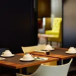 Western Atrium Otel Valence (Drome)