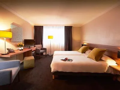 Western Atrium 4* Valence (Drome)