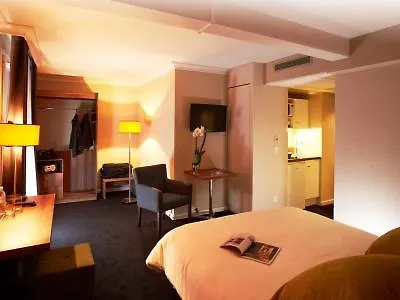 Western Atrium 4*