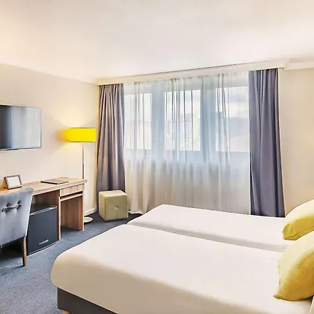 Western Atrium Hotel 4*