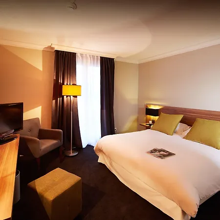 Western Atrium 4* Valence (Drome)