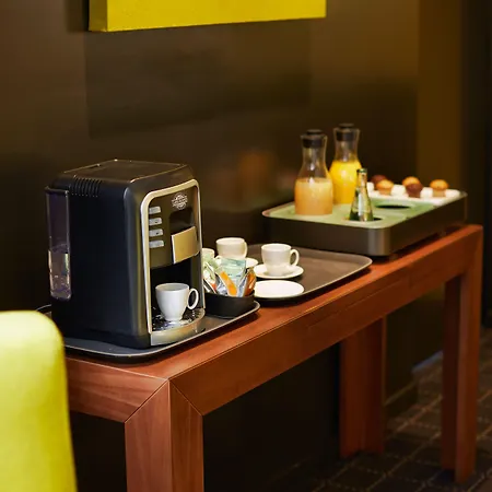 Western Atrium Hotel