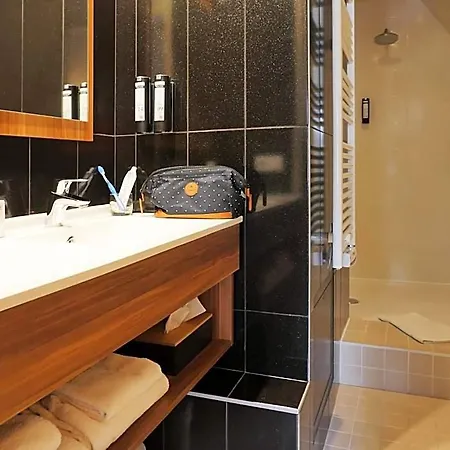 Western Atrium 4*
