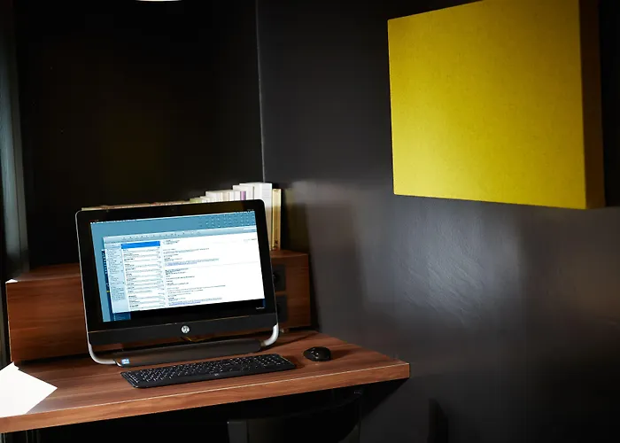 Ξενοδοχείο Western Atrium