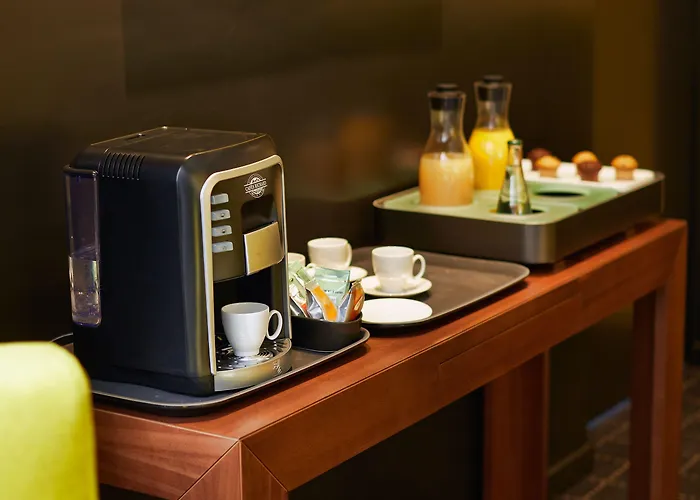 Western Atrium 酒店