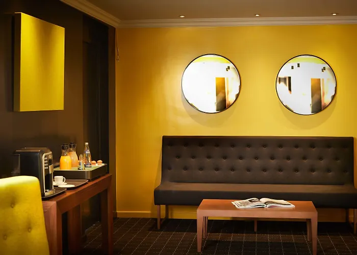 Western Atrium 瓦朗斯