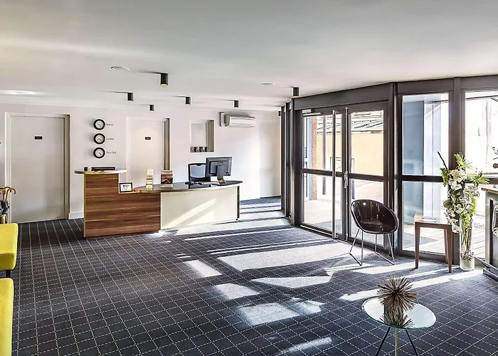 Ξενοδοχείο Western Atrium Βαλένς